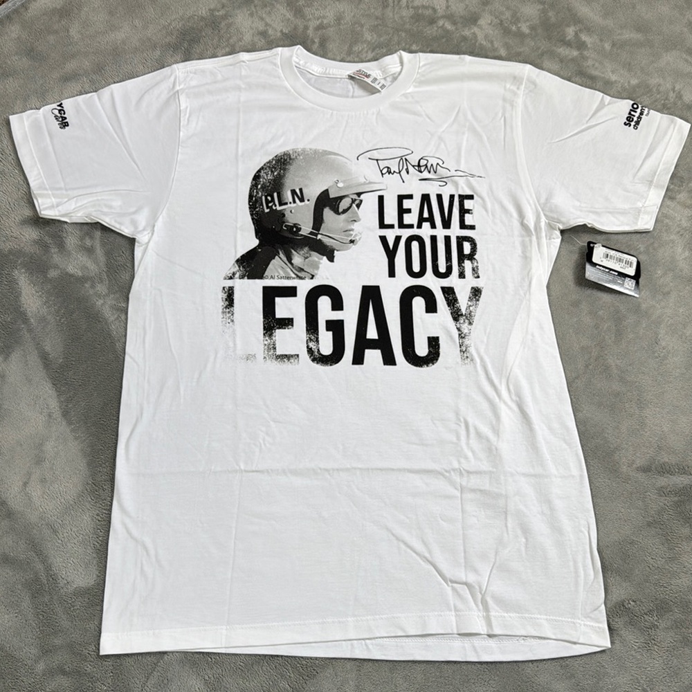 NWT White Indycar Leave your legacy T-Shirt, Size Medium